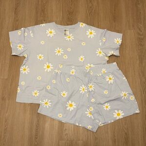 H&M | Women's 100% Cotton PJ Set - Blue and White Floral